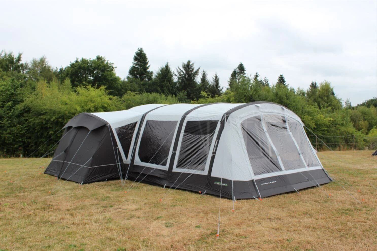 Outdoor Revolution Airedale 7.0SE Tent Bundle (2023) 3 Outdoor Revolution Airedale 7.0SE Tent Bundle (2023)